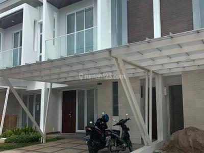 Rumah di The Riviera At Puri 8x15 , Tangerang