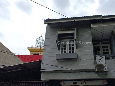 Taman Ratu, Rumah Ruko Disewakan di Lantai 2 Dan 3 Dg Harga 40 Jt Net