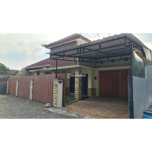 Jual Rumah Mewah Tipe 200 Luas 300m2 4KT 3KM Dekat Undip di Tirto Agung Banyumanik - Semarang