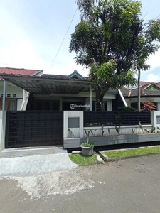 Sewa Rumah Siap Huni dan Bersih Air Lancar KT 3 KM 2 Garasi Ready Kota Bandung