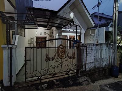 Dijual Rumah cantik 1 lantai di Taman Firdaus 3 bekasi ,harga neg