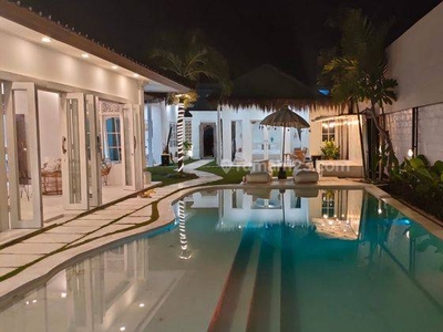 For Rent Luxury Villa 5BR Yearly Denpasar Barat Bali Near To Seminyak And City Center