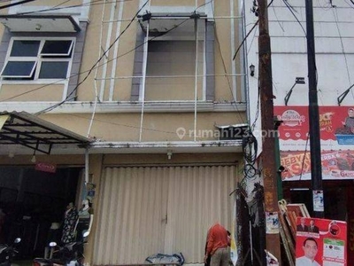 RUKO 2 LANTAI MANUKAN, nol JALAN ROW 4 MOBIL