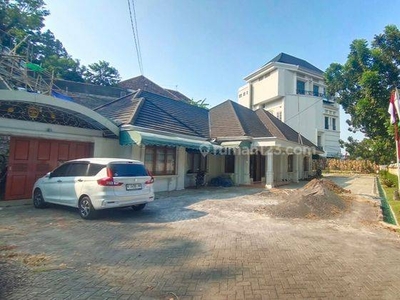 Rumah Bagus di S. Parman , Gajahmungkur, Semarang