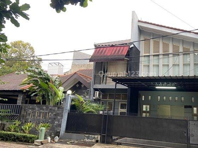 Rumah di Sewakan Bintaro Jaya Sektor 2 Siap Huni 2 Lantai