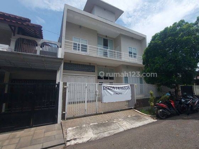 RUMAH MEWAH DI PONDOK INDAH MINIMALIS MODEREN