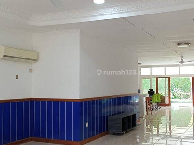 Spacious House In Strategic Area Suitable For Office At Kemang