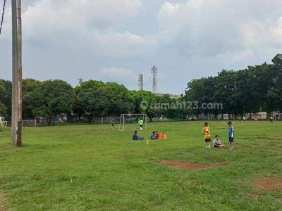 Tanah strategis berada di jalan utama rc Veteran raya jaksel