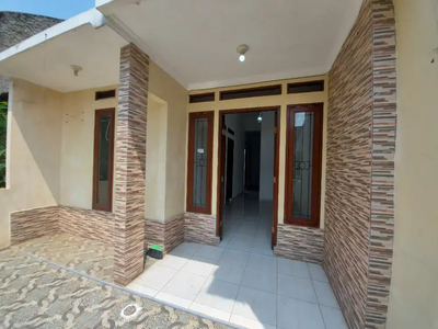 Rumah di sewakan lokasi villa pamulang