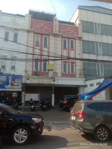 Ruko 4 lantai Murah di Jalan Mampang Prapatan Raya Jakarta selatan