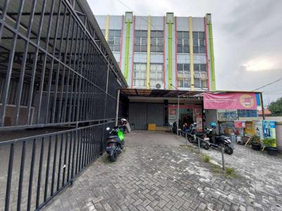 tempat usaha di sewakan