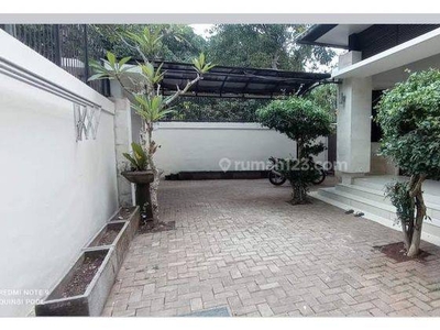 3 Bedroom Villa In Puri Gading Area For Yearly Lease
