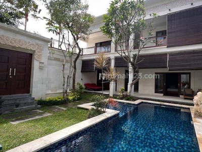 3 BR Villa In Komplex Area Umalas Kerobokan Near Canggu Bali