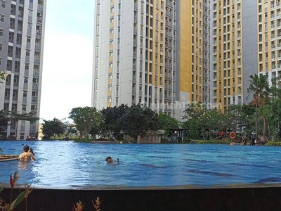 Apartemen Springlake View Pool di Summarecon Bekasi