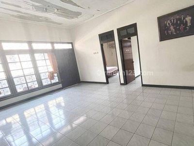 Dhyana Rumah Jelambar Uk 16x18m Posisi Hoek di Komplek Kavling Polri