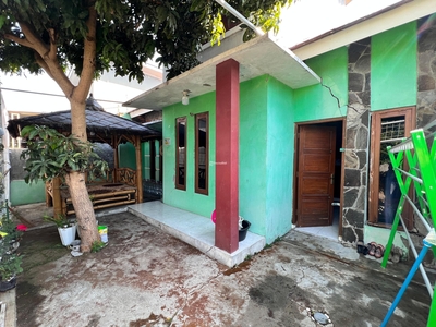 Dijual Rumah 76m2 2KT 1KM Siap Huni Dekat ke Alun-alun - Sragen Kota