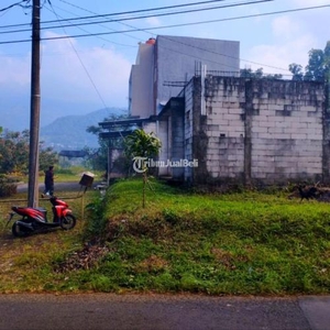 Dijual Tanah LT 290m2 Di Trawas, 0 Jalan Bonus Bangunan - Mojokerto