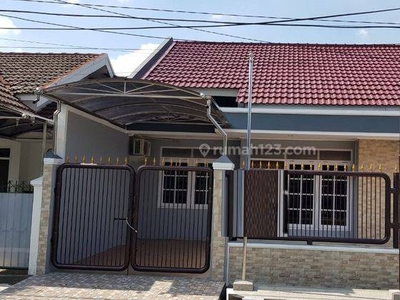 Disewakan Rumah Klampis Semolo Barat Sukolilo Surabaya Ron.a1354