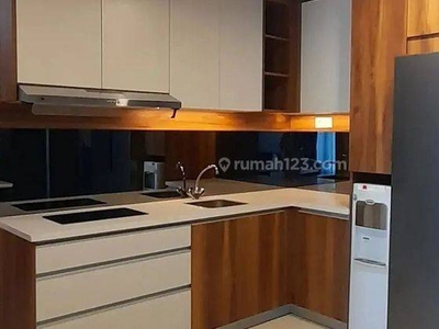 FOR RENT Apartment La Riz Mansion Pakuwon Mall, 3BR Fully Furnished