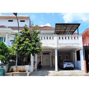 Dijual Rumah Eksklusif LT180 LB260 4KT 4KM Bulevar Hijau Regency Kota Harapan Indah - Bekasi Jawa Barat