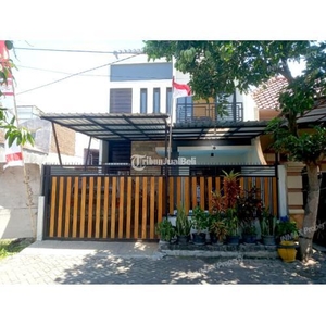 Jual Rumah Full Furnished 2 Lantai dengan 3 Kamar Tidur di Daerah Bunga-Bunga - Malang