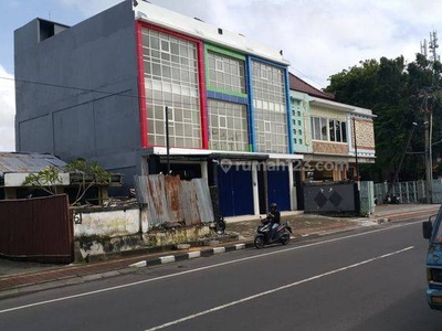 Ruko di Jl. Imam Bonjol Denpasar, Denpasar 165 m Bagus SHM